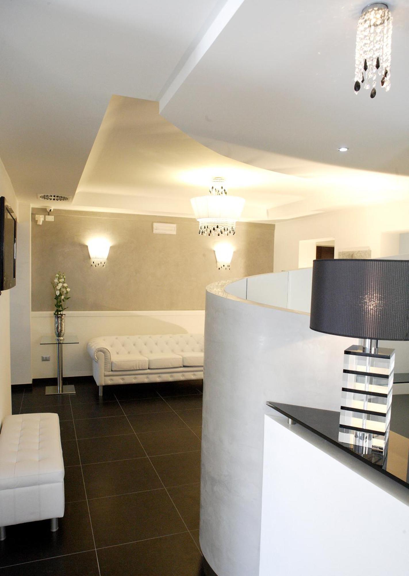 Residence Hotel Le Viole Римини Екстериор снимка